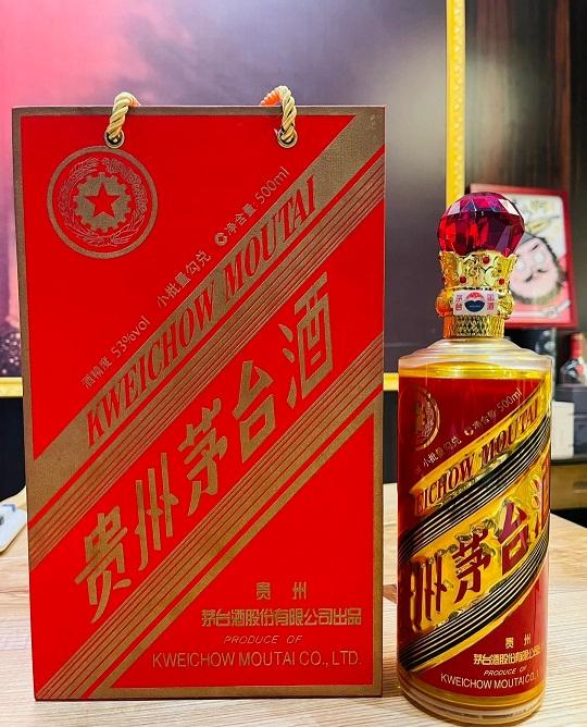 绍兴茅台酒瓶回收绍兴回收茅台酒瓶24年上门当面交易